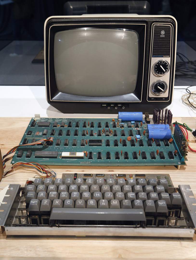 Original Apple-1 on exhibit to be acutioned by Christie’s